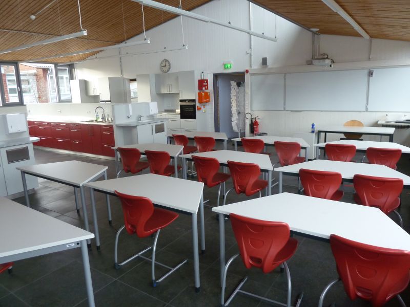 Die neue Schulküche - 2020 neu renoviert und ausgestattet.